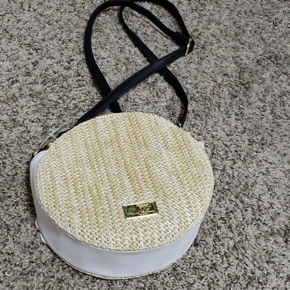 Nwt rainbow betsey Johnson round bag. - Picture 3 of 7